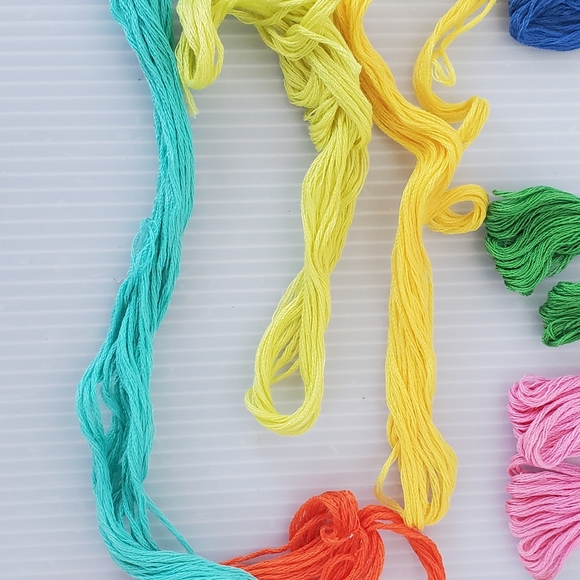 12 PC Lot Rose brand best Embroidery Thread Floss Multi Color - Picture 6 of 6